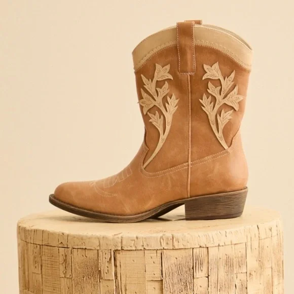 NWT Matisse Rosetta Cowgirl Boots Size 6.5 - Picture 2 of 6